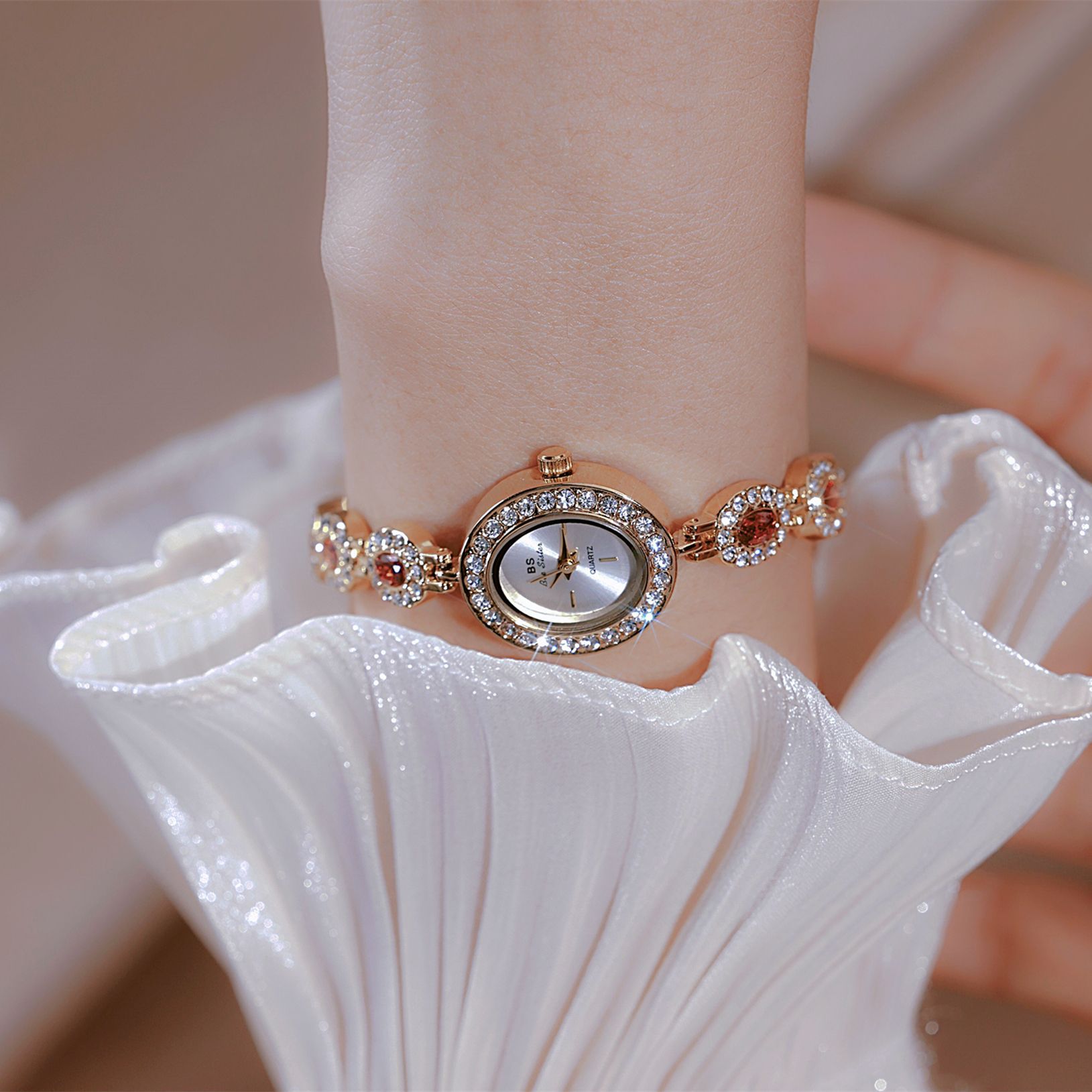 UTHAI New Women Chain Watch Li - Minimalist Thin Watch reseña y precio