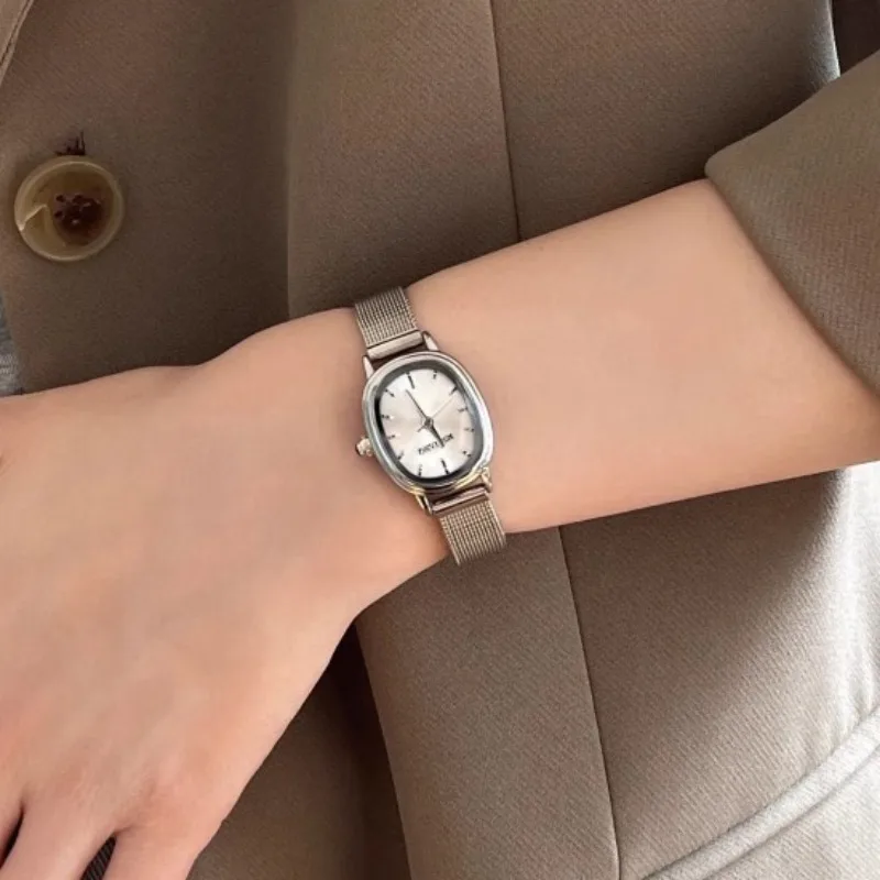 Small Oval Dial Green Watch Si - Minimalist Thin Watch reseña y precio